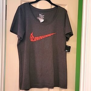 🎯Closet clearout Nike Tee🎯